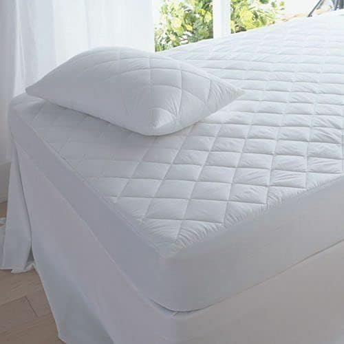 Mattress Protector Extra Deep Soft Quilted 200 Thread Count Fully Fitted Non Allergenic Bed Cover Breathable Hypoallergenic Mattress Protector