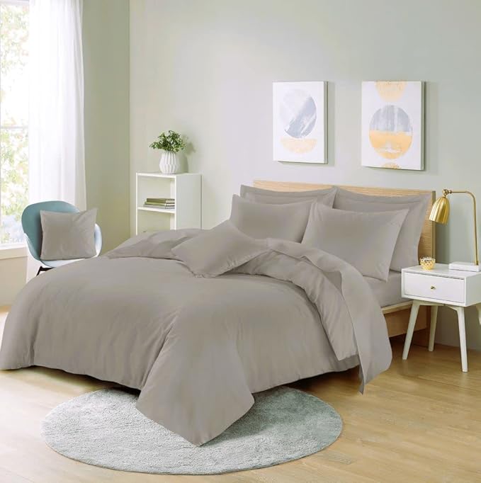 Easy Care Poly-Cotton Plain Dyed Duvet Cover Set - Soft, Durable Bedding, Machine Washable, Includes Duvet Cover and Pillowcases